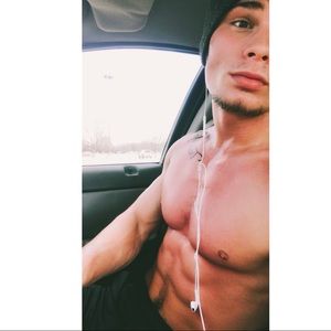 Meet your Posher, Dylan